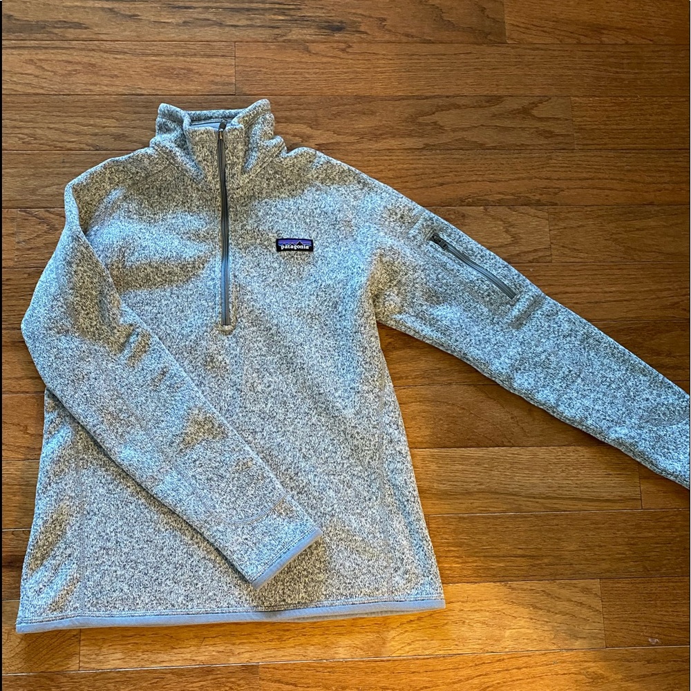 Women’s Patagonia fleece quarter zip